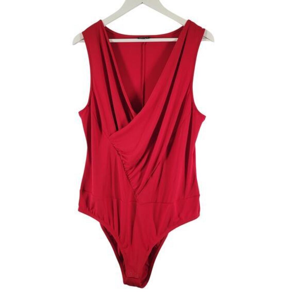 Torrid Bodysuit Womens 3 Red Sleeveless Draped Surplice Wrap‎ V-Neck Stretch